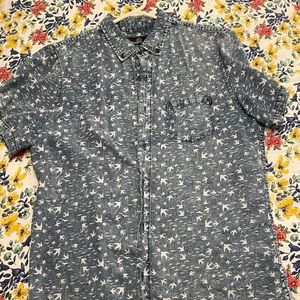 Short-sleeve graphic button up